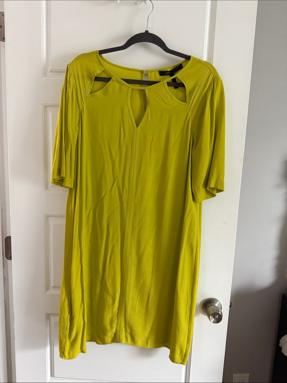 BCBGMaxAzria Keyhole Shift Dress in Chartreuse Yellow